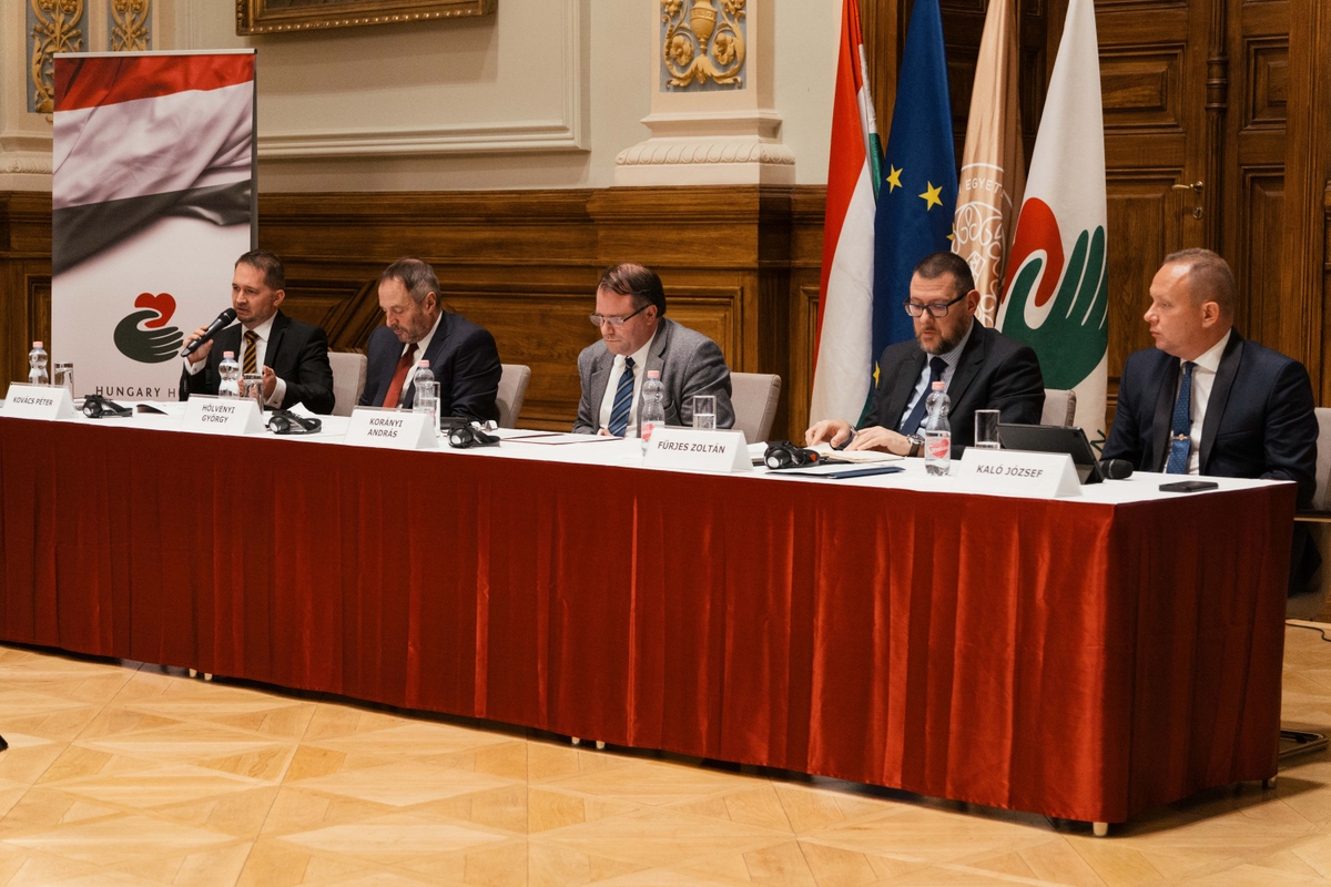 A konferencia résztvevői